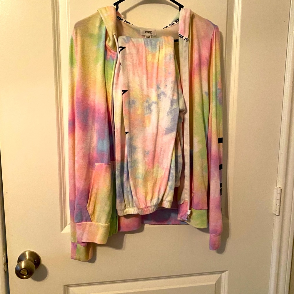 Victoria’s Secret PINK tie dye set